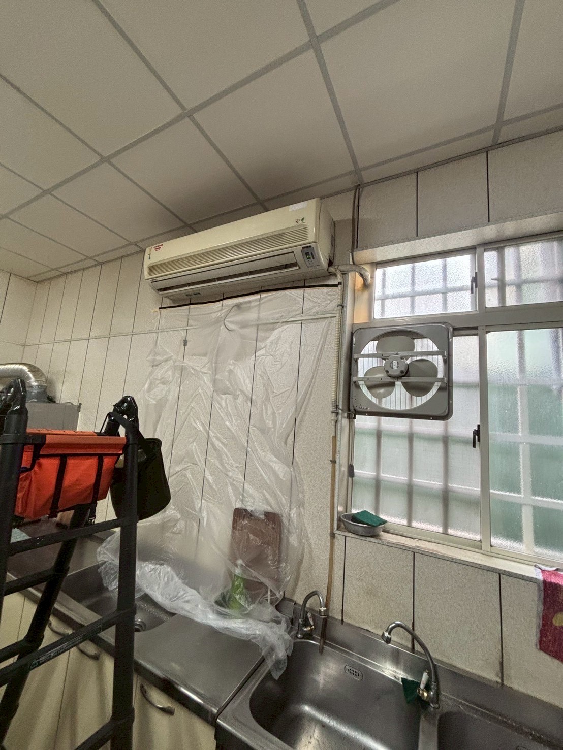 台中北屯松竹寺分離式冷氣清洗一台