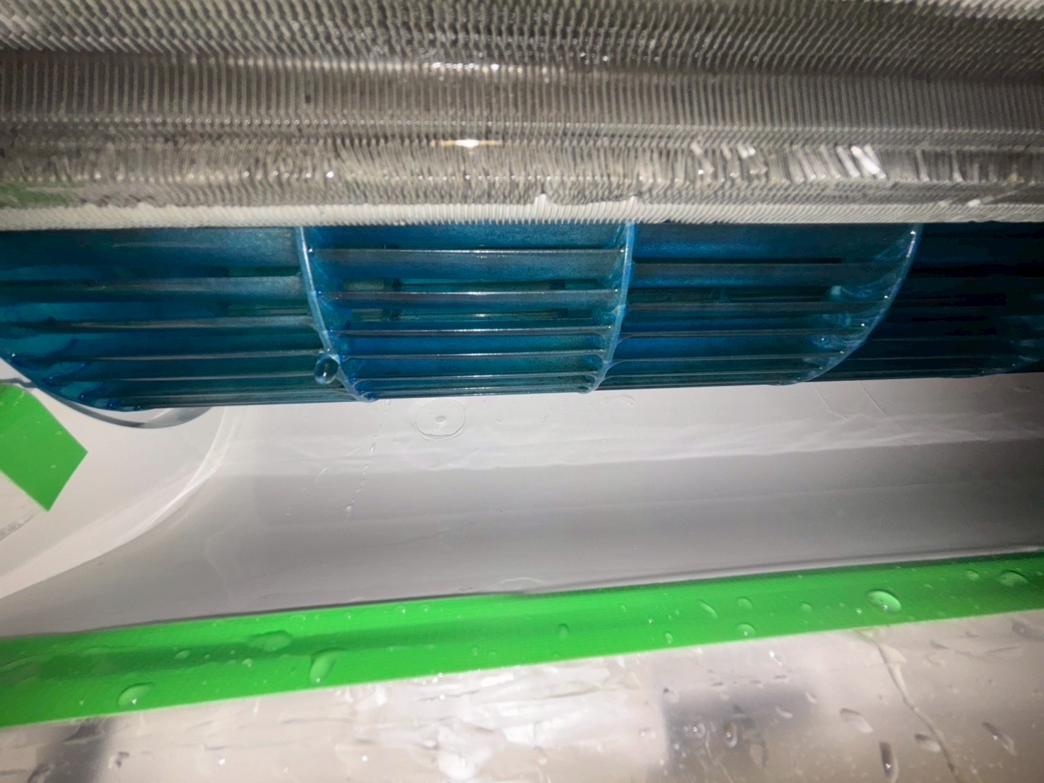 台中南區三菱重工分離式冷氣清洗一台 