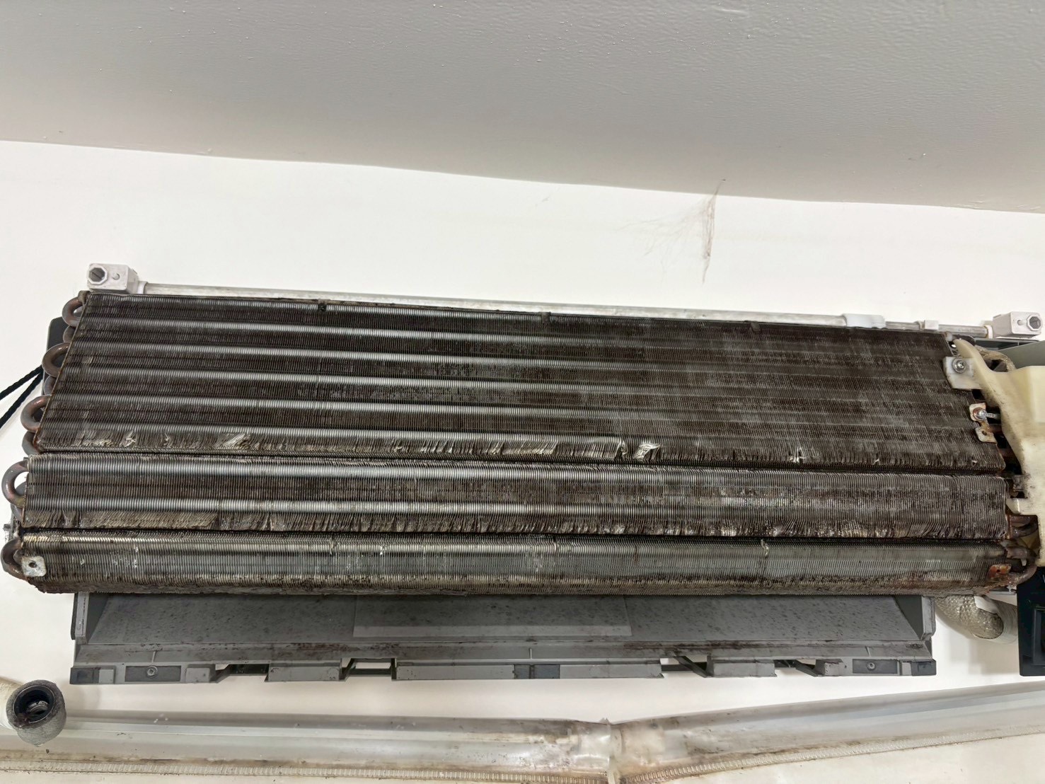 台中烏日區分離式冷氣清洗一台