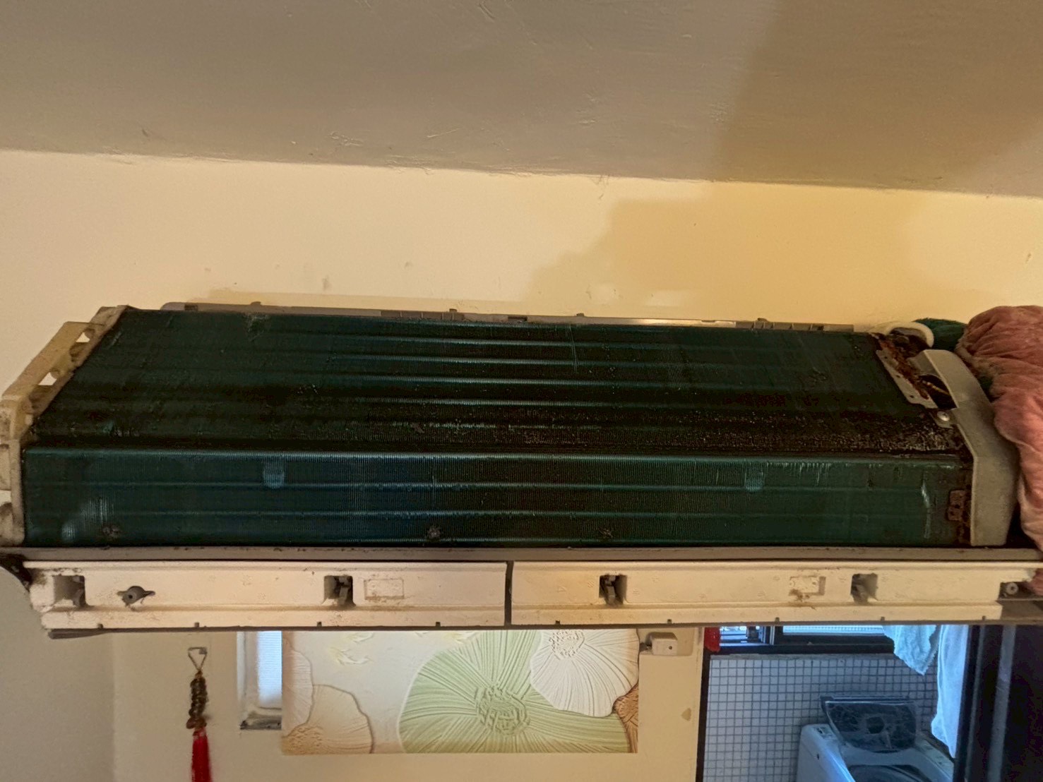 台中西區分離式冷氣清洗一台