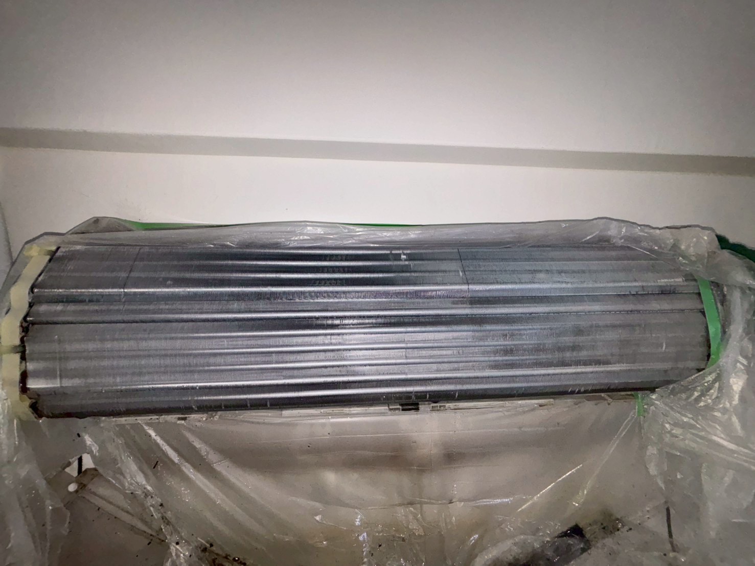 台中西屯區分離式冷氣清洗一台