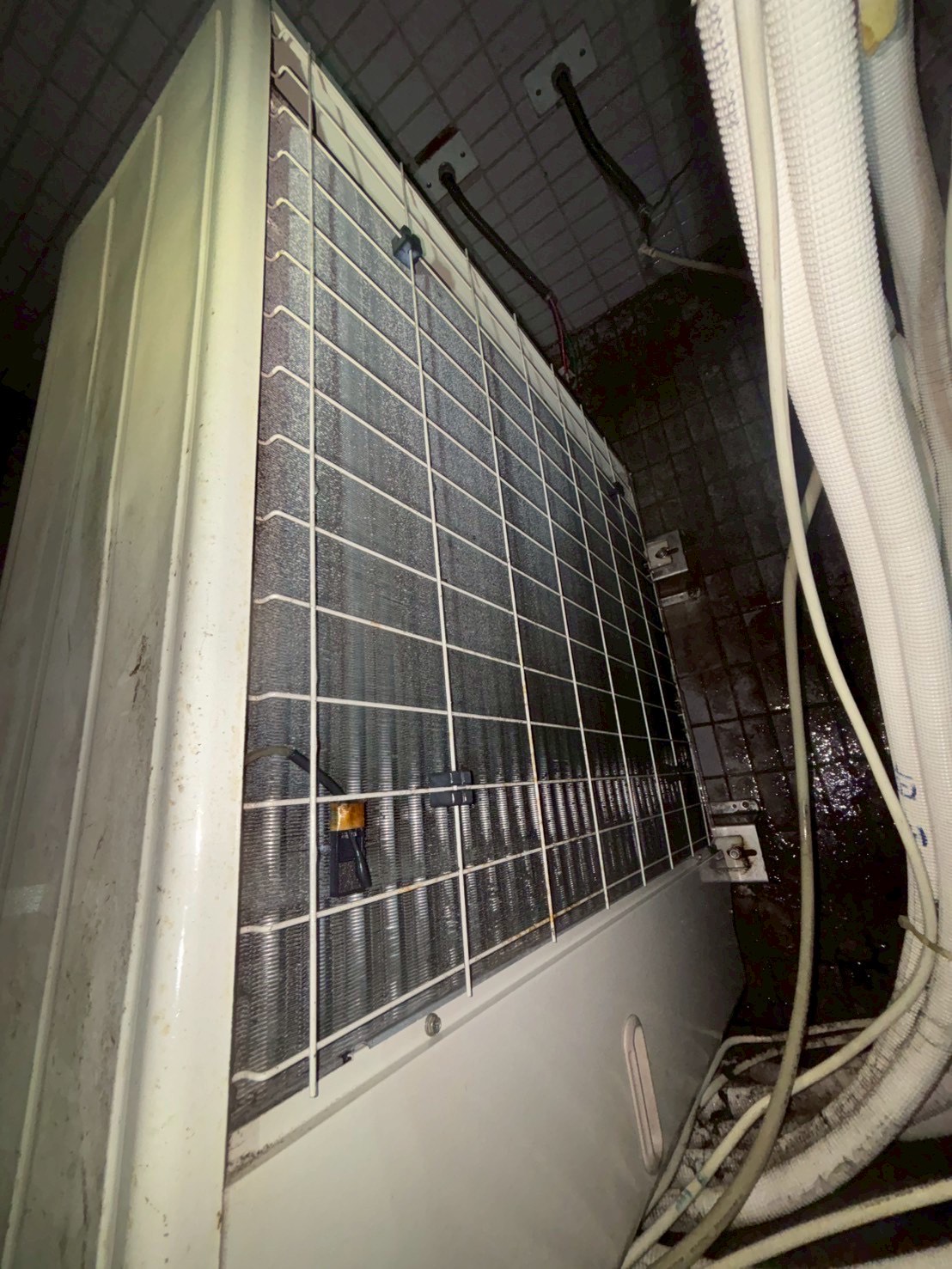 台中北區水湳 分離式冷氣清洗一台