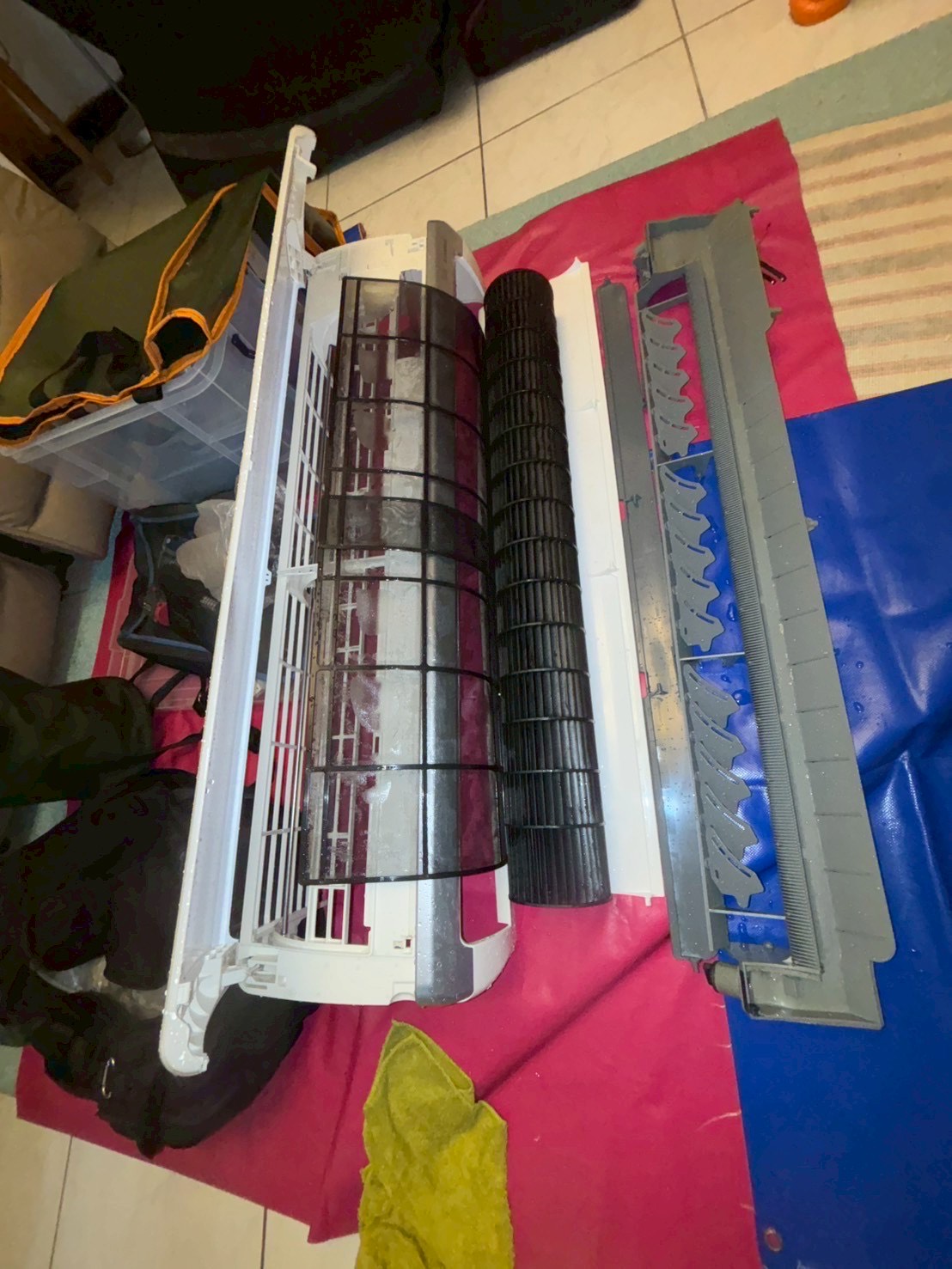 台中北屯分離式冷氣清洗一台