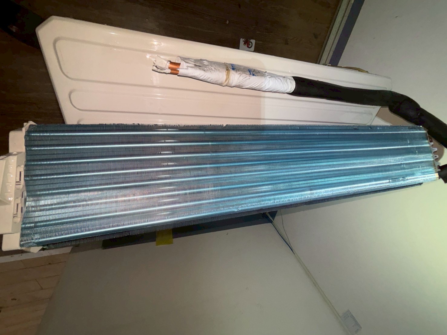 台中西屯分離式冷氣全拆清洗