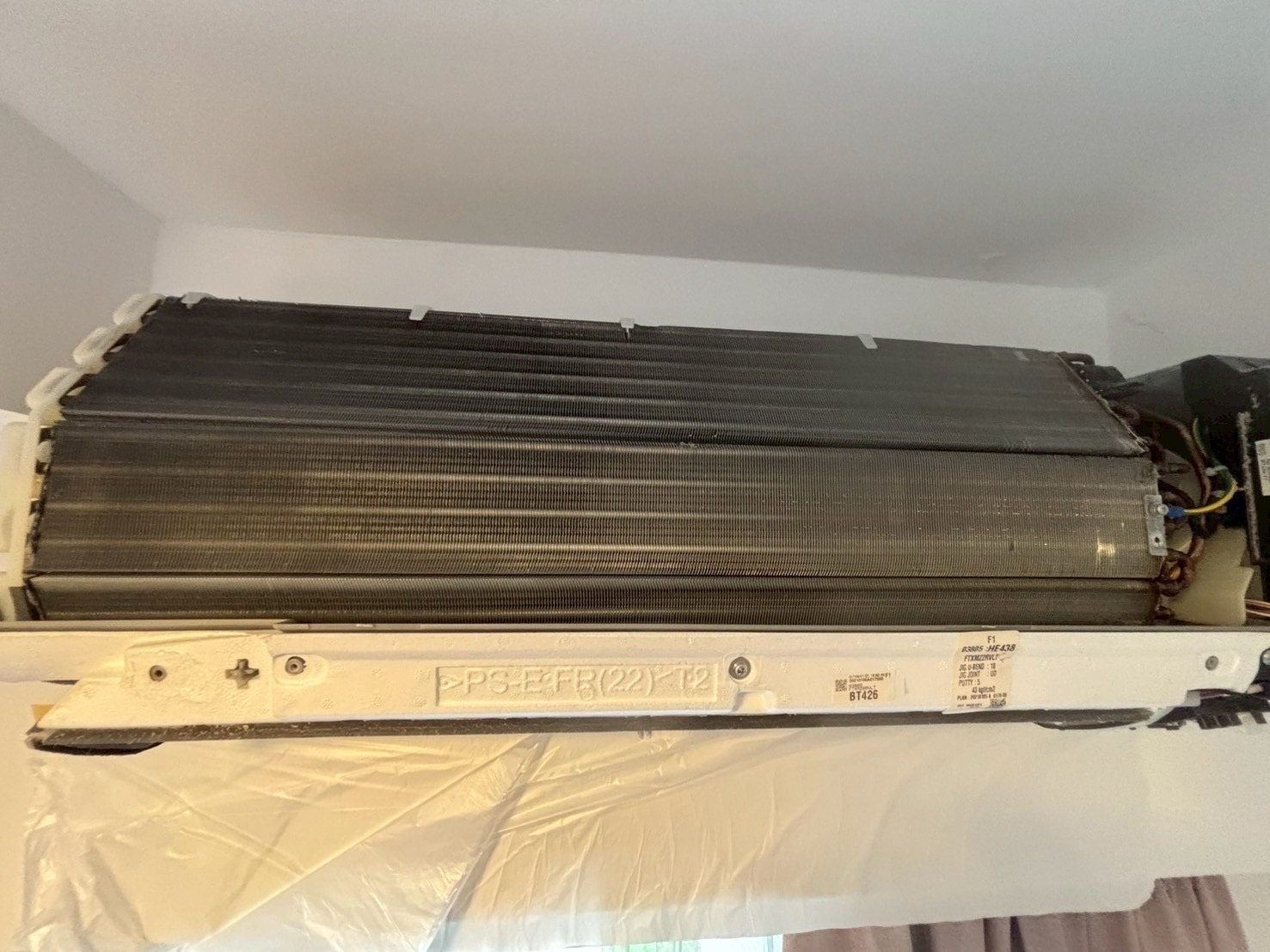 台中西屯分離式冷氣清洗一台 吊隱式冷氣清洗一台