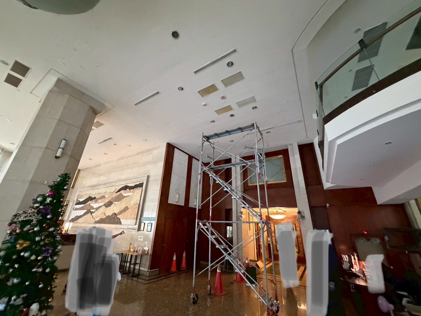 台中鄉林挑高公設 吊隱式冷氣清洗