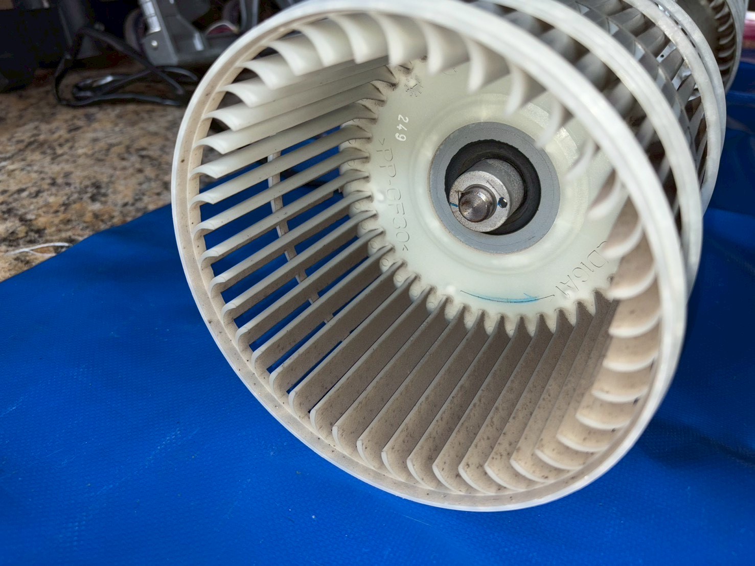 台中鄉林挑高公設 吊隱式冷氣清洗