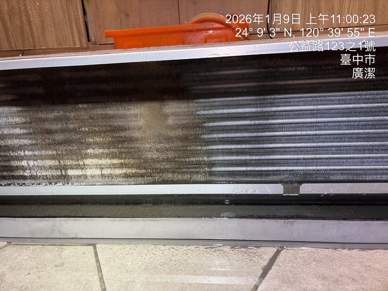 台中西區 移機保養吊隱式冷氣清洗