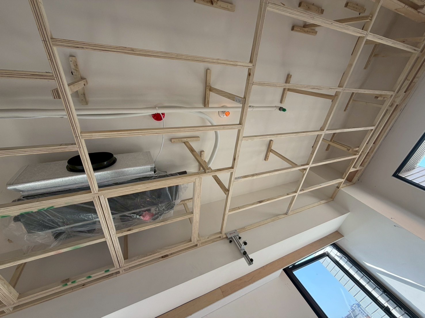 台中吊隱式冷氣安裝配管