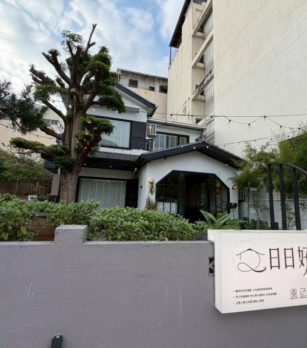 台中西區餐廳 吊隱式冷氣清洗 廣潔家電清洗 冷氣機清洗 洗衣機清洗 水塔清洗