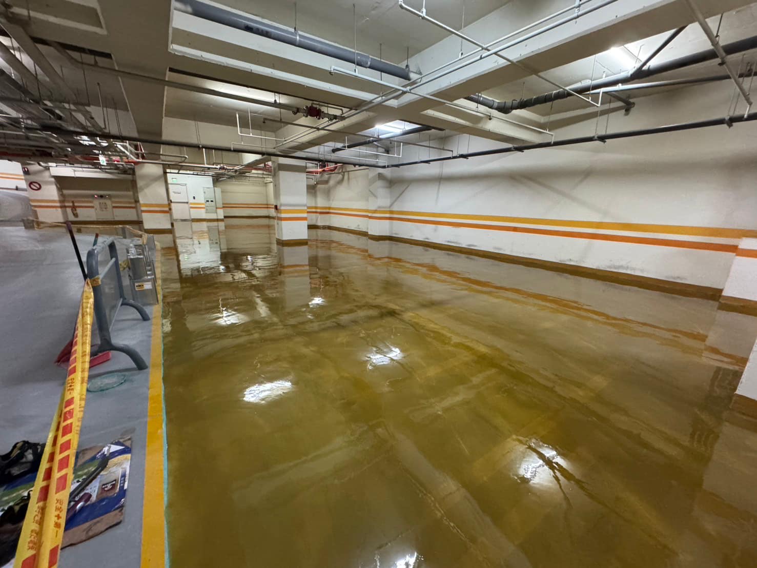 台中太平大樓地下室停車場 EPOXY修補翻新