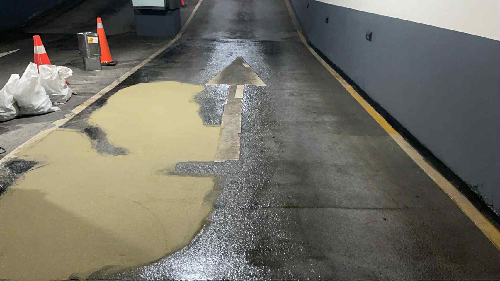 台南新光三越EPOXY地坪工程修補